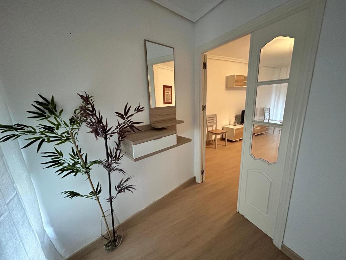 Apartamento Plaza Santa Lucia Renovado Febrero 2025 Севиля Екстериор снимка